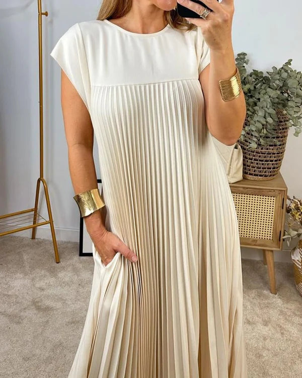 Vestido Suelto Plisado en Tono Liso – Elegancia Sencilla
