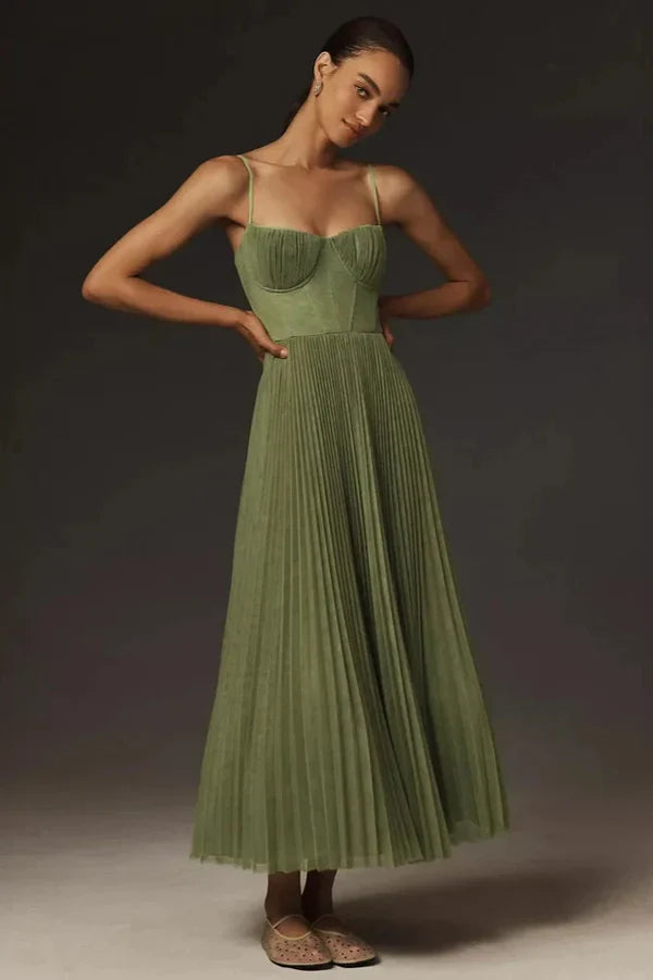 Vestido Midi con Vuelo y Corte Bustier de Tul Plisado